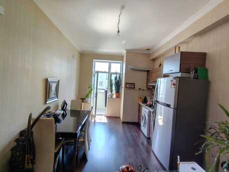 1 rooms · 44 m² · floor 9/9, Hövsan