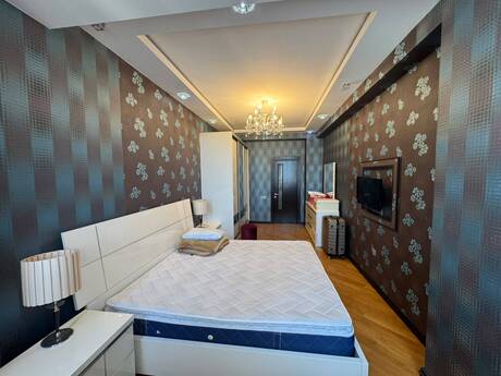 3 otaqlı mənzil, 130 m², Elmlər Akademiyası: 365 000 ₼ 4