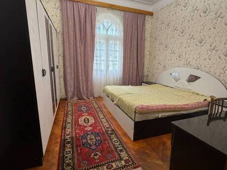 Elan №6457057 - Bakı, Elmlər Akademiyası m., 3 otaqlı, 80 m², 3/5 mərtəbə