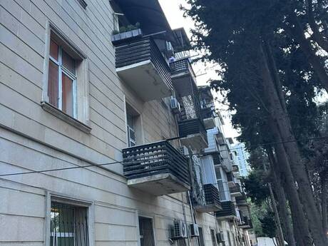 Объявление №6457072 - Баку, пос. Бадамдар, 3-комн., 85 м², 1/5 этаж