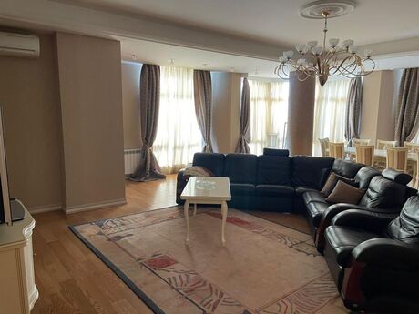 Kirayə 4 otaqlı mənzil, 235 m², 28 May: 2 500 ₼/ay 4