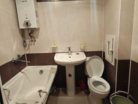 Аренда: 1-комнатная квартира, 40 м², Həzi Aslanov: 500 ₼/мес 4