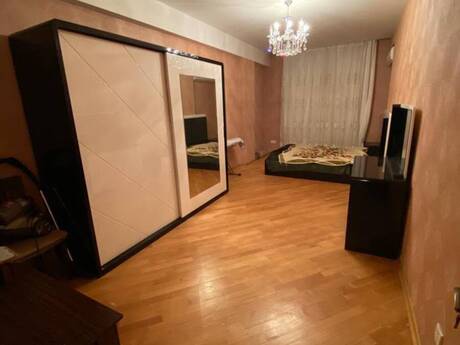 Kirayə 3 otaqlı mənzil, 151 m², Şah İsmayıl Xətai: 1 200 ₼/ay 4