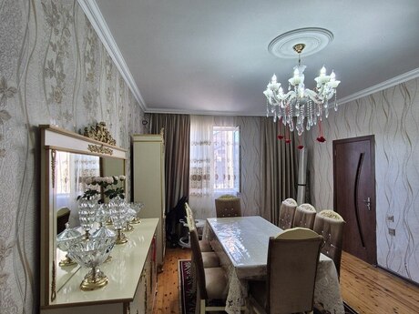 6 otaqlı həyət evi, 180 m², Zabrat: 155 000 ₼ 3
