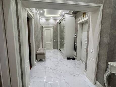 3 otaqlı mənzil, 100 m², İnşaatçılar: 330 000 ₼ 4