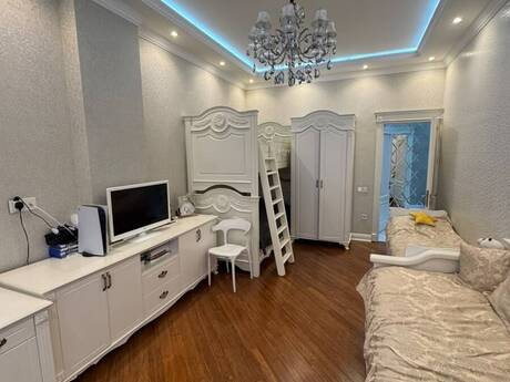 3 otaqlı mənzil, 100 m², İnşaatçılar: 330 000 ₼ 3