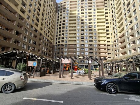 3 otaqlı mənzil, 100 m², İnşaatçılar: 330 000 ₼ 2