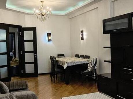 4-room apartment for rent, 175 m², Badamdar: 999 ₼/mo 4