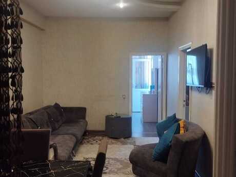 Elan №6457214 - Bakı, Memar Əcəmi m., 3 otaqlı, 72 m², 11/18 mərtəbə