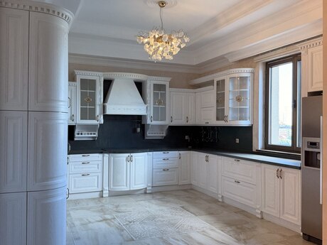 Аренда: 6-комнатная квартира, 530 м², Nizami: 7 500 ₼/мес 4