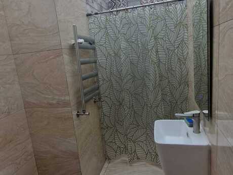 Kirayə 3 otaqlı mənzil, 100 m², 28 May: 1 300 ₼/ay 4