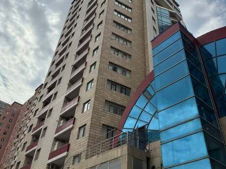 3 otaqlı mənzil, 135 m², 8 Noyabr: 382 000 ₼ 2