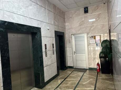 3 otaqlı mənzil, 135 m², 8 Noyabr: 382 000 ₼ 3