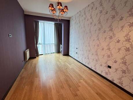 3 otaqlı mənzil, 135 m², 8 Noyabr: 382 000 ₼ 5
