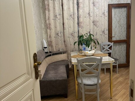 Kirayə 1 otaqlı mənzil, 65 m², Bayıl: 250 ₼/ay 3