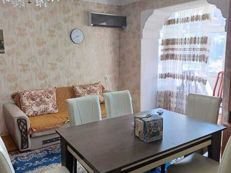 3 otaq · 75 m² · 5/5 mərtəbə, Sahil