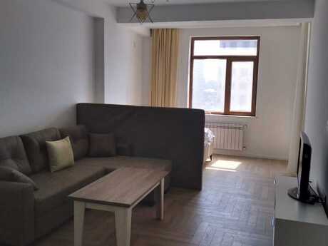 Kirayə 1 otaqlı mənzil, 63 m², İnşaatçılar: 700 ₼/ay 4