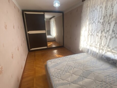 3-room apartment for rent, 80 m², Elmlər Akademiyası: 600 ₼/mo 4
