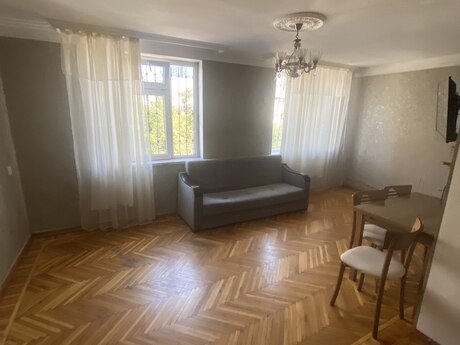 3-room apartment for rent, 80 m², Elmlər Akademiyası: 600 ₼/mo 5