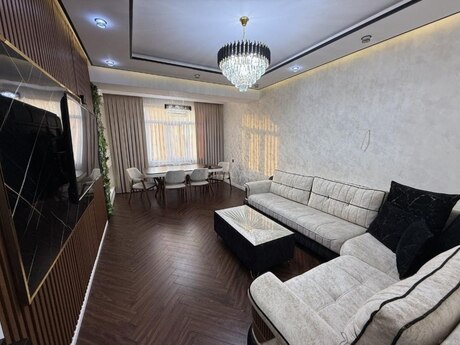 Elan №6457337 - Bakı, Neftçilər m., 2 otaqlı, 54 m², 11/17 mərtəbə