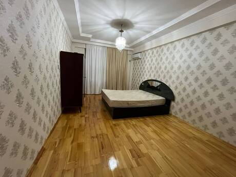 3 otaqlı mənzil, 120 m², İnşaatçılar: 233 000 ₼ 5