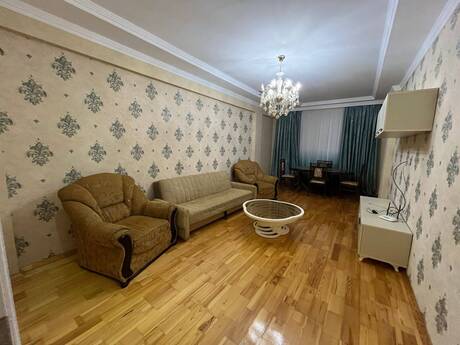 3 otaqlı mənzil, 120 m², İnşaatçılar: 233 000 ₼ 2