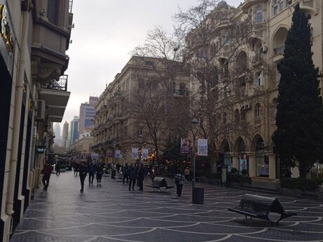 Elan №6457343 - Bakı, Sahil m., 4 otaqlı, 150 m², 3/5 mərtəbə