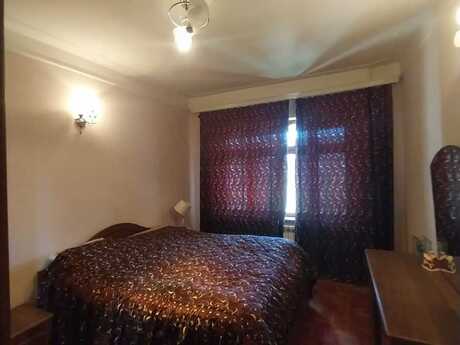5 otaqlı mənzil, 120 m², Azadlıq Prospekti: 300 000 ₼ 5