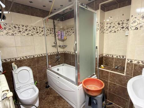3 otaqlı mənzil, 103 m², İnşaatçılar: 240 000 ₼ 2