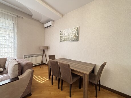 Kirayə 3 otaqlı mənzil, 120 m², Nizami: 1 499 ₼/ay 2