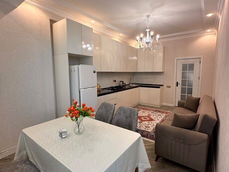 Elan №6457455 - Bakı, Səbail r., 2 otaqlı, 60 m², 3/16 mərtəbə