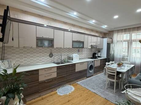 4-room apartment, 210 m², 20 Yanvar: 490 000 ₼ 4