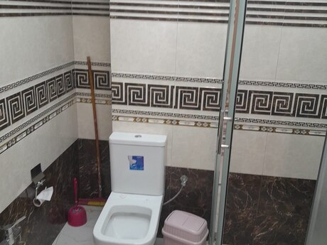 Kirayə 3 otaqlı mənzil, 117 m², İnşaatçılar: 1 200 ₼/ay 3