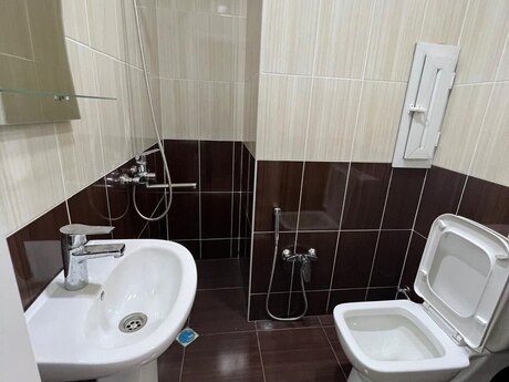 2-room apartment for rent, 100 m², Nəsimi: 750 ₼/mo 3