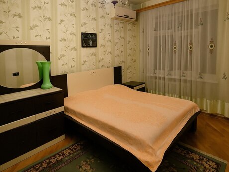 Объявление №6457568 - Баку, м. Ази Асланов, 5-комн., 120 м², 7/9 этаж
