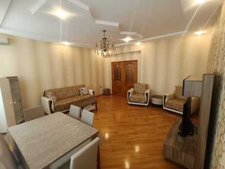 Kirayə 3 otaqlı mənzil, 135 m², Şah İsmayıl Xətai: 1 350 ₼/ay 2