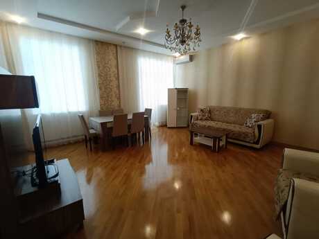 Kirayə 3 otaqlı mənzil, 135 m², Şah İsmayıl Xətai: 1 350 ₼/ay 3