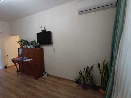 2 otaqlı mənzil, 60 m², 28 May: 210 000 ₼ 3