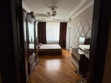 Kirayə 3 otaqlı mənzil, 130 m², Nizami: 1 199 ₼/ay 5