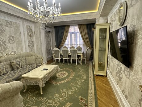 4 otaqlı mənzil, 143 m², Memar Əcəmi: 399 500 ₼ 3