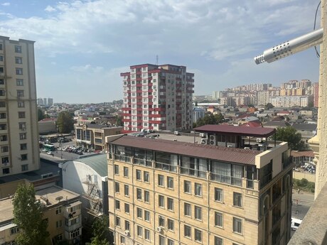 Kirayə 1 otaqlı mənzil, 58 m², İnşaatçılar: 750 ₼/ay 4