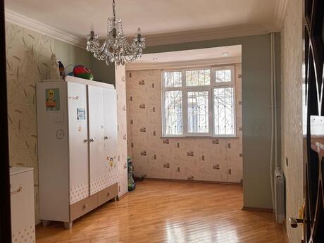 4-комнатная квартира, 102 м², Həzi Aslanov: 270 000 ₼ 4