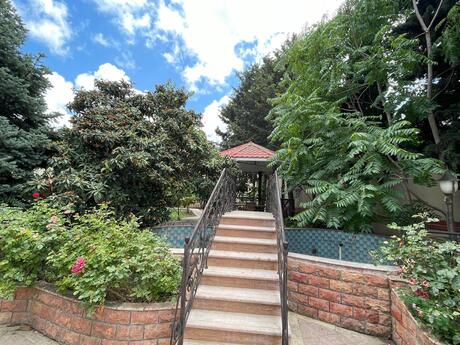 10 otaqlı həyət evi, 724 m², Azadlıq Prospekti: 1 800 000 ₼ 3