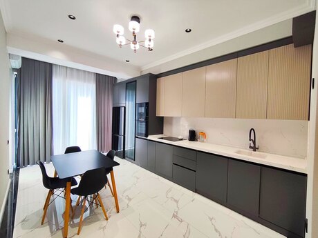 Kirayə 3 otaqlı mənzil, 146 m², Koroğlu: 1 400 ₼/ay 4