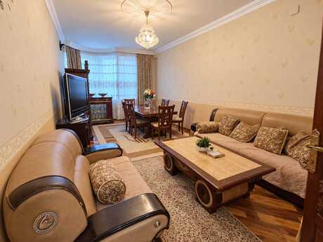 Объявление №6457762 - Баку, м. Халглар Достлугу, 3-комн., 115 м², 2/11 этаж