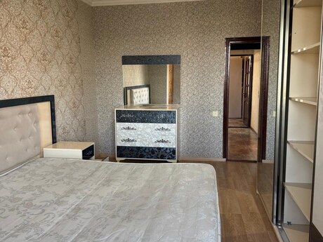 4-room apartment for rent, 82 m², Qaraçuxur: 500 ₼/mo 2