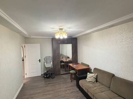 1-room apartment for rent, 45 m², 28 May: 650 ₼/mo 5