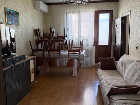 Elan №6457806 - Bakı, Nəsimi m., 3 otaqlı, 75 m², 4/5 mərtəbə