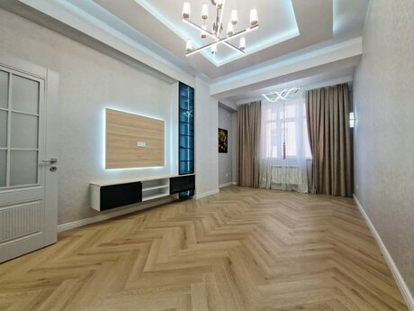 3 otaqlı mənzil, 103 m², Qara Qarayev: 330 000 ₼ 2