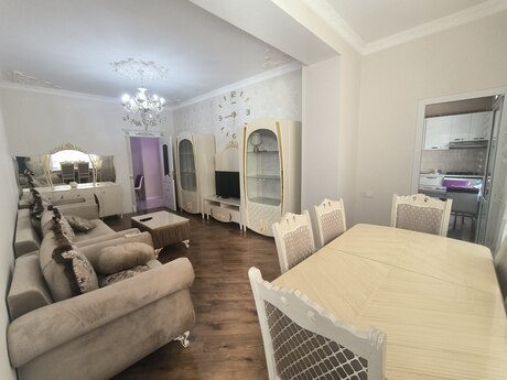 Kirayə 2 otaqlı mənzil, 70 m², Şah İsmayıl Xətai: 950 ₼/ay 3